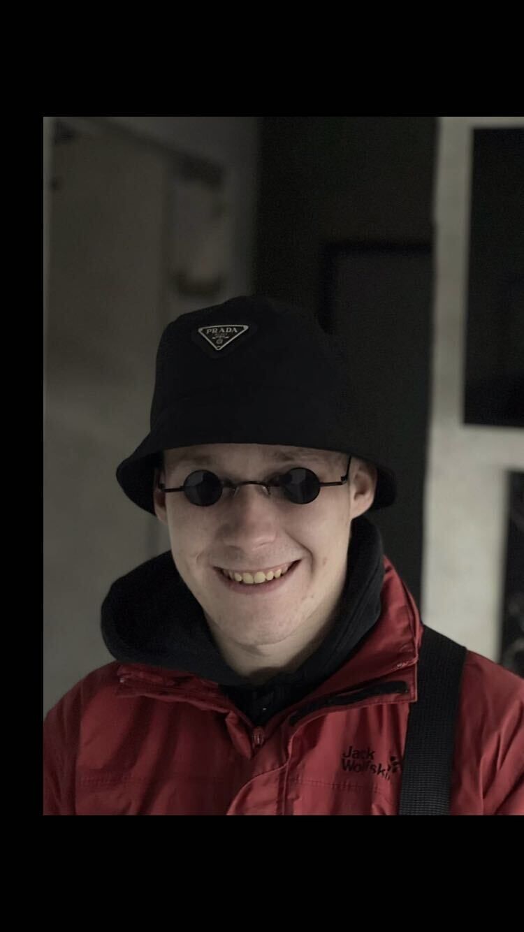  34973219  , 24 ,    