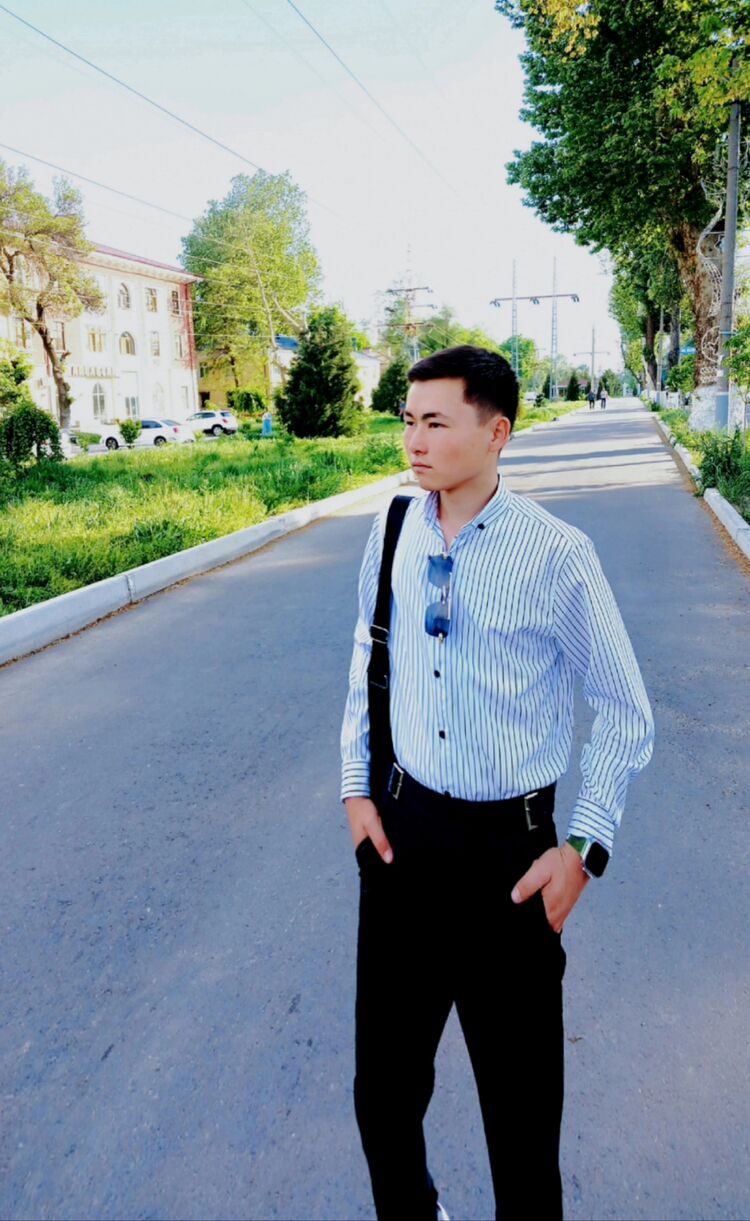  46256329  Jentelmen, 100 ,    