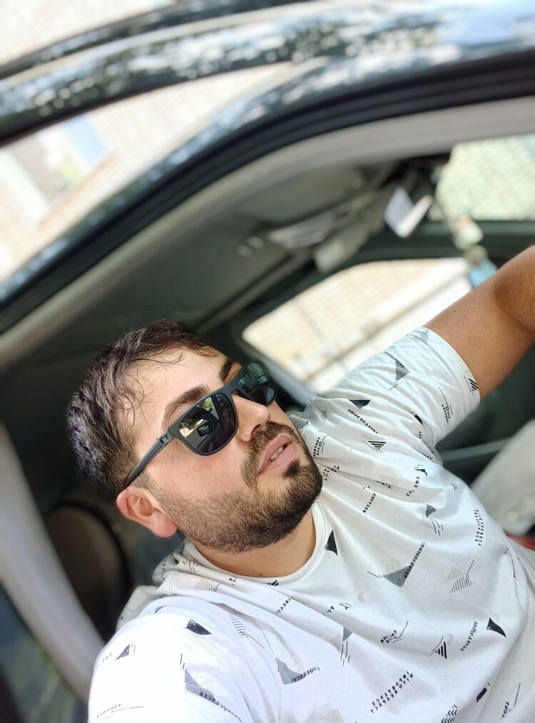  46169079  , 30 ,    