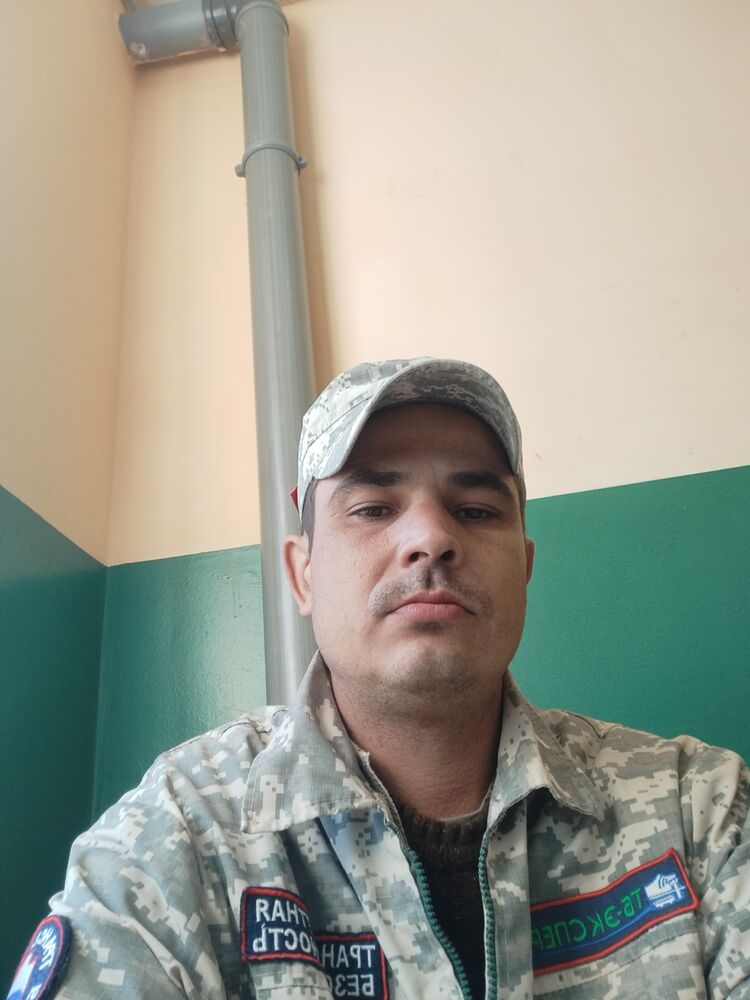  33377279  , 35 ,    