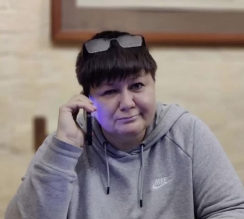  52913149  , 56 ,    