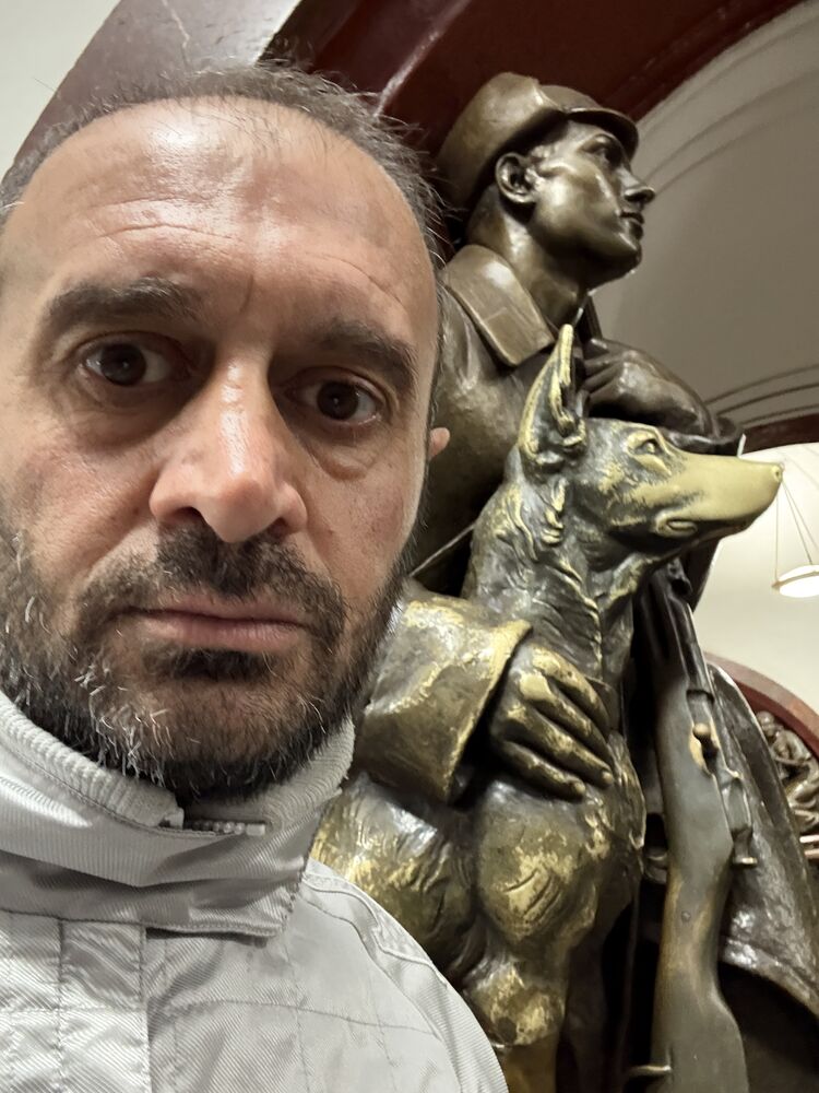  53864779  Ahmet, 43 ,    