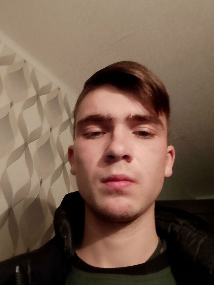  ,   Vladislav, 21 ,     , c , 