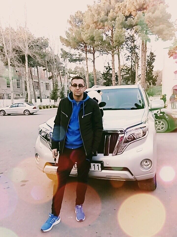  11395039  Rasim, 41 ,    