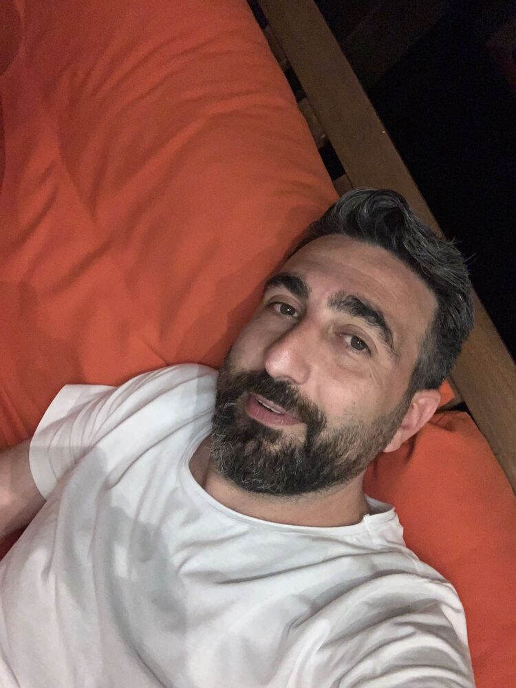  44178009  Emre, 40 ,    ?