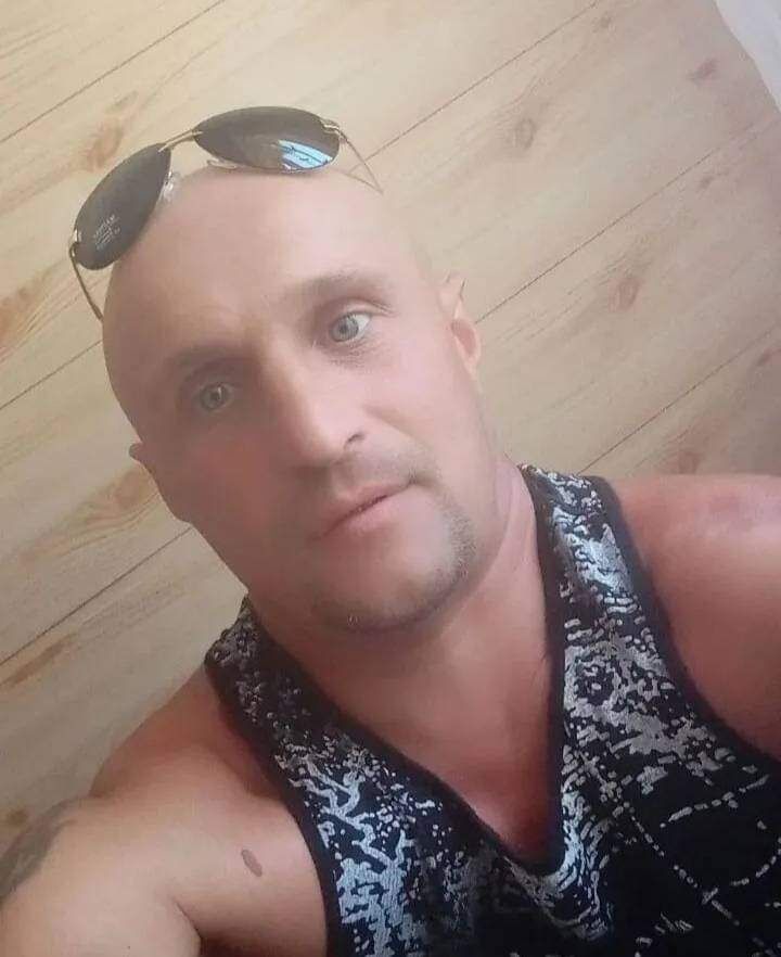  44066449  , 46 ,    