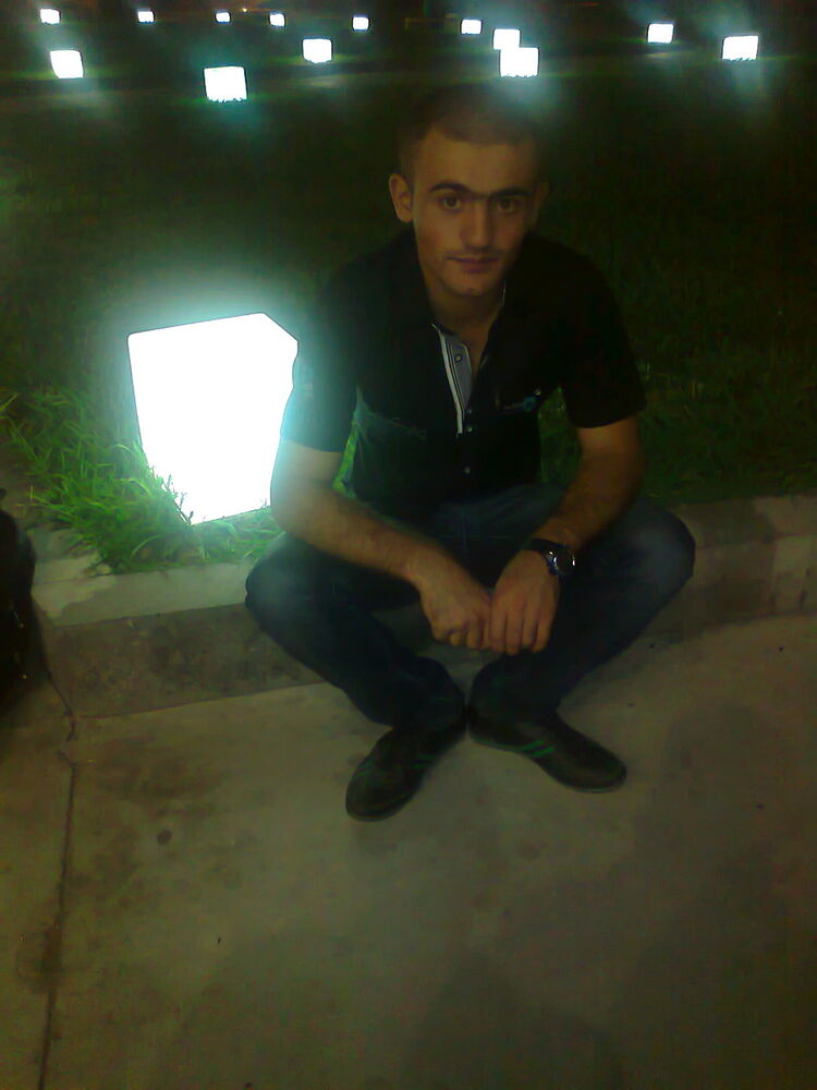  7331919  Gio, 33 ,    