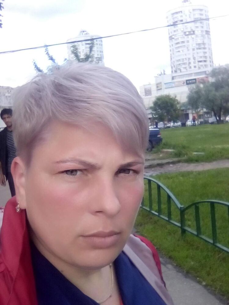  17050949  , 44 ,    