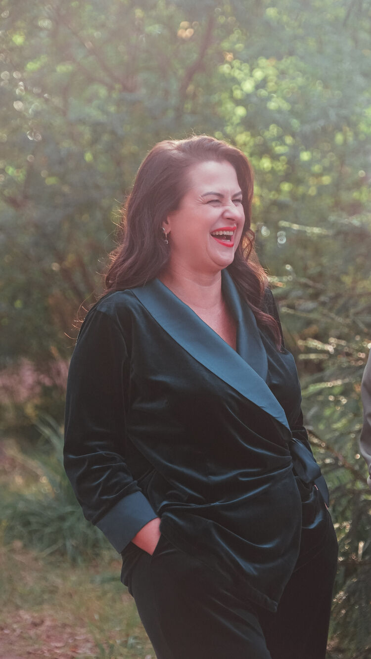  54447559  , 38 ,    -