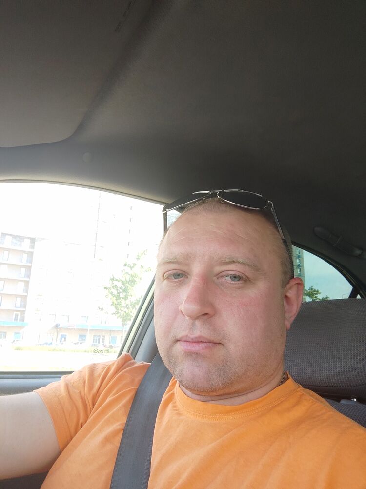  35702389  , 39 ,    
