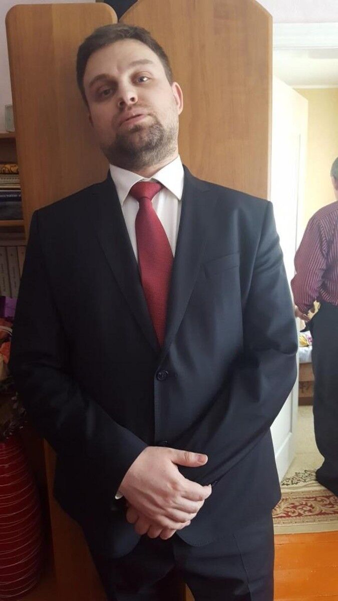  ,   Vlad, 38 ,   