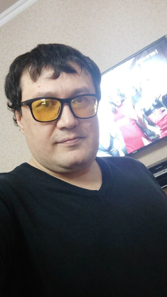  18758289  SulaymonDavu, 46 ,    