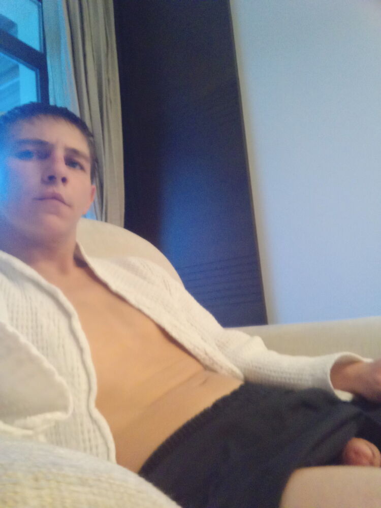  18774129  Nikolay, 35 ,    