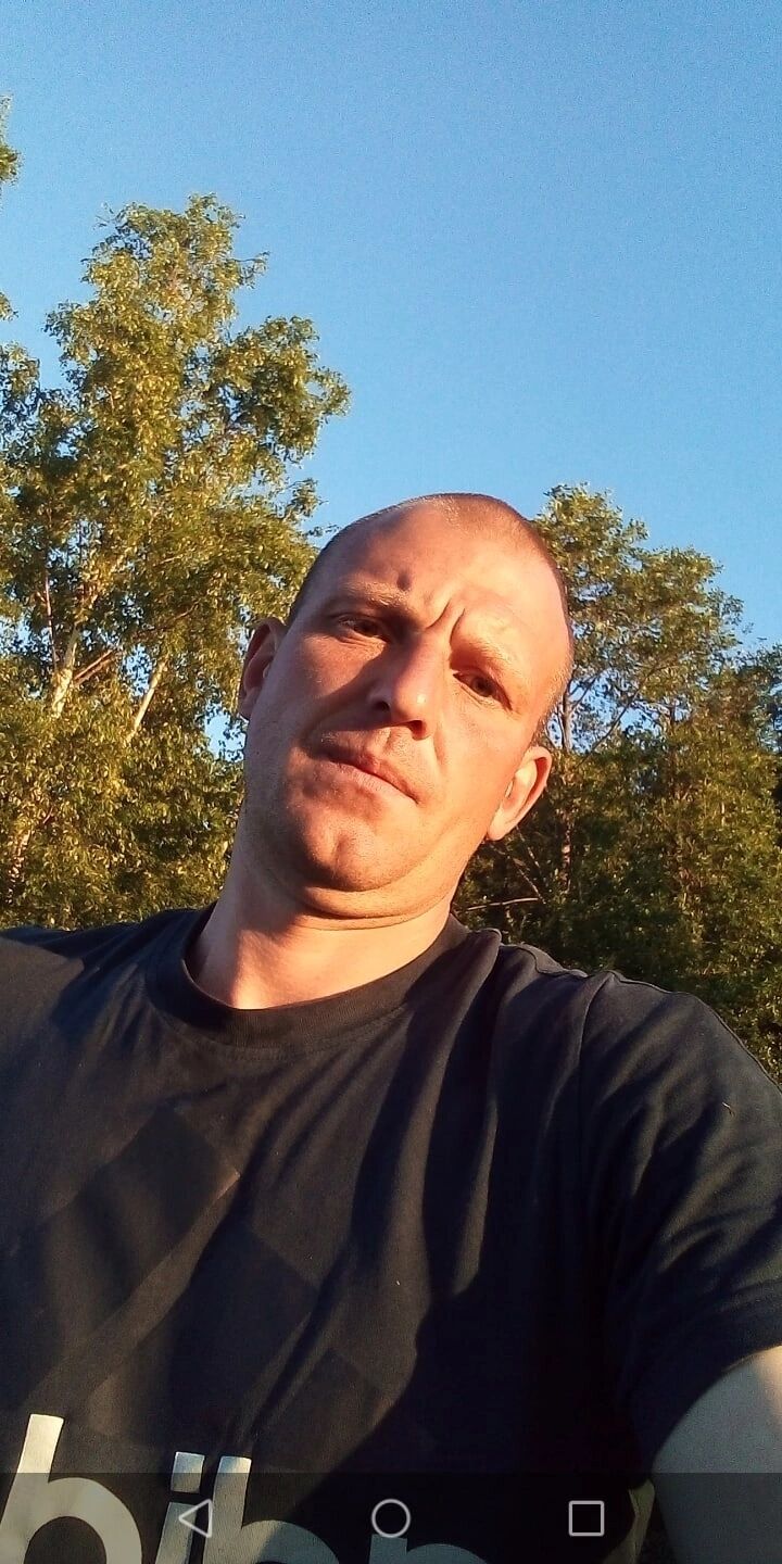  28015649  , 35 ,    