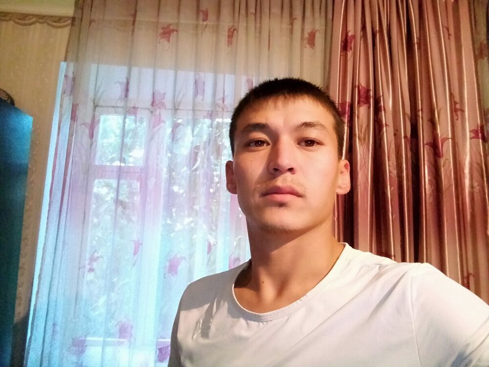  ,   Kuba, 33 ,   ,   , c 