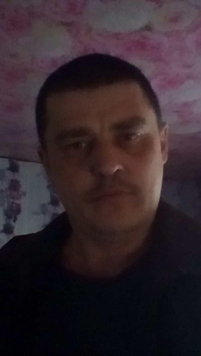 ,   Aleks, 46 ,  