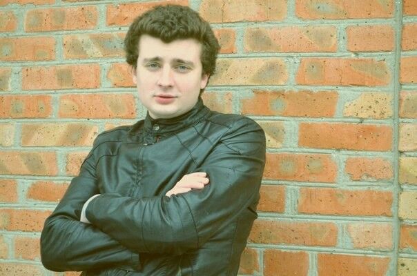  5605039  Vladimir, 30 ,    