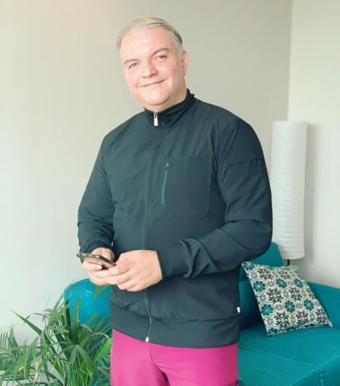  -,   Alexander, 58 ,     , c 