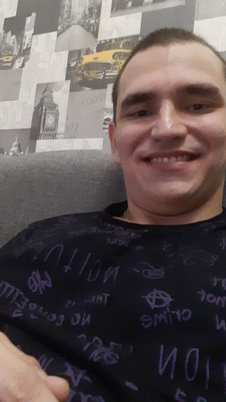  39171339  , 24 ,    