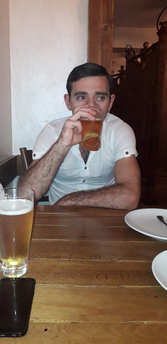  17963599  Karlos, 41 ,    