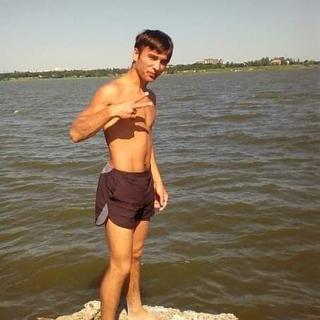  ,   Slavik, 28 ,   ,   