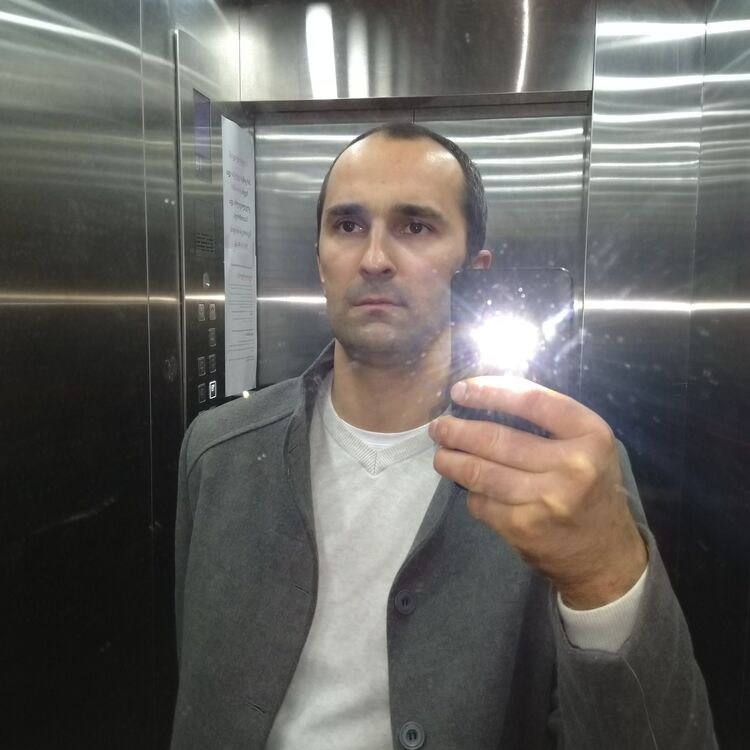  32571689  David, 36 ,    