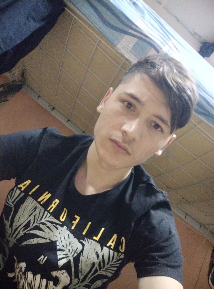  18634539  Nuriddin, 28 ,    