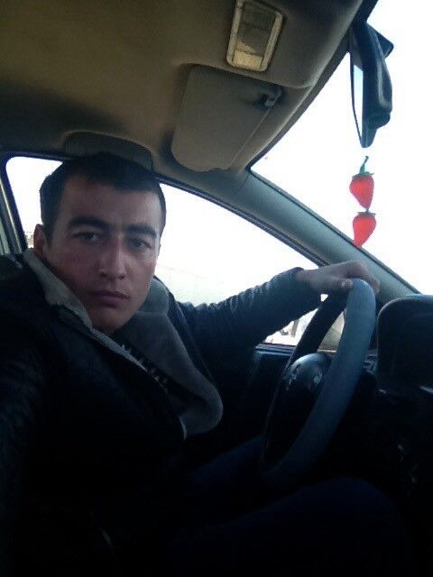  5419989  Yusuf, 38 ,    
