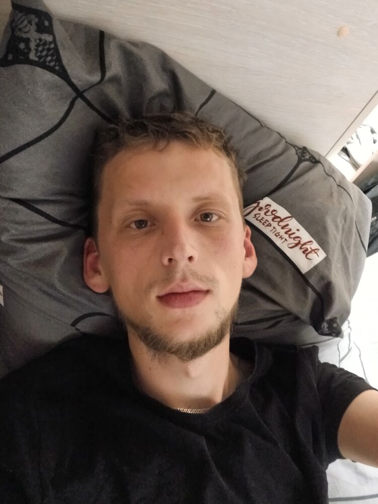  46685279  , 27 ,    