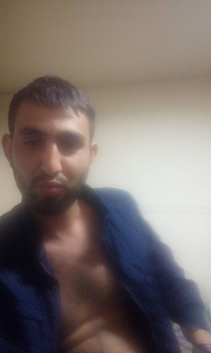  ,   Armen, 32 ,   ,   , c 