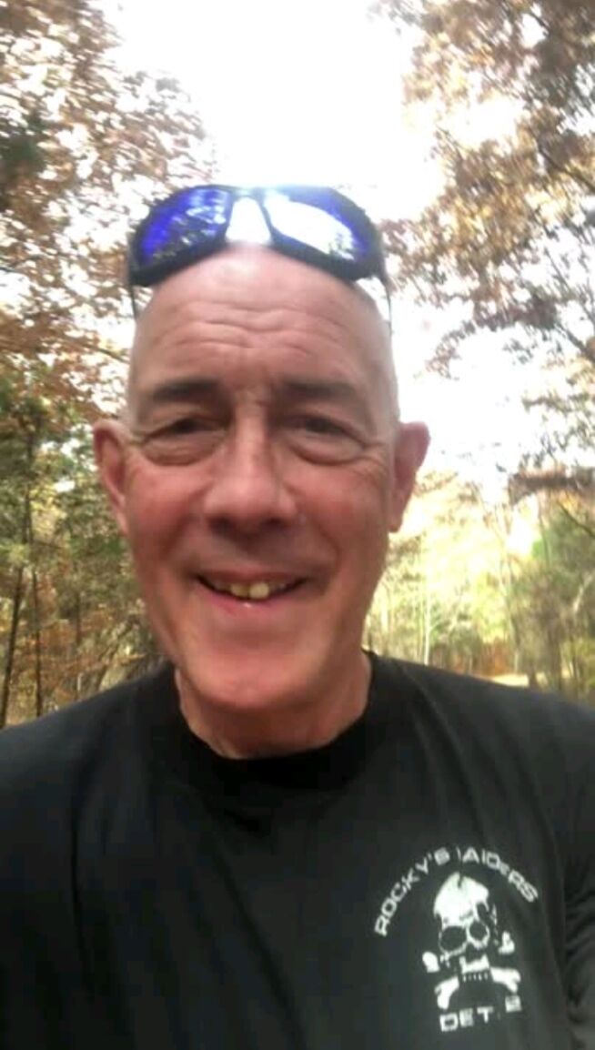  46921369  Patrickluc, 60 ,    