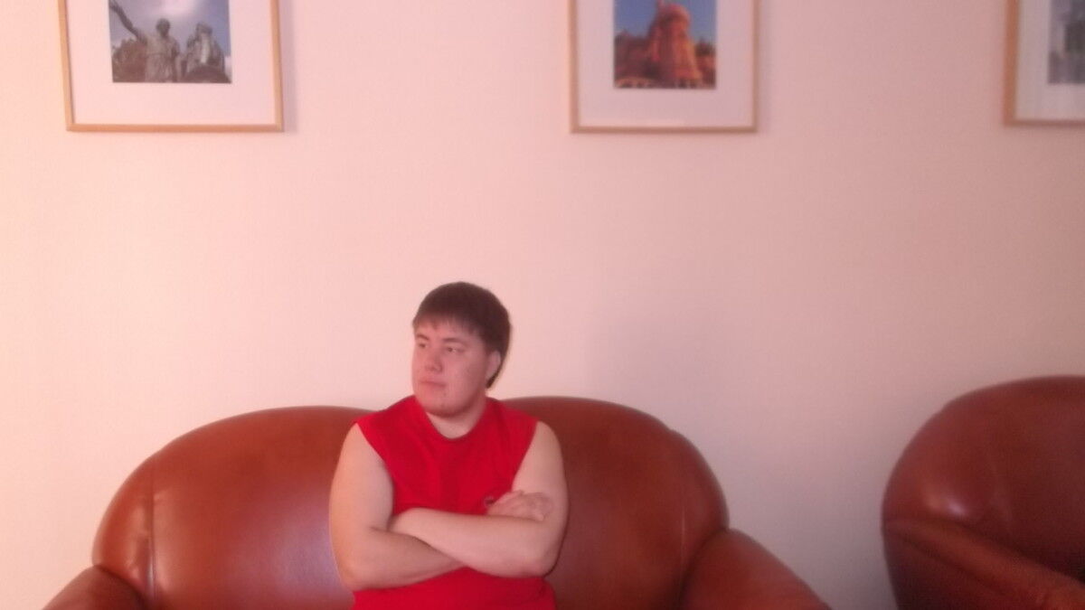  ,   Vitaly, 33 ,   