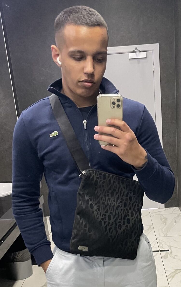  27473959  , 28 ,    