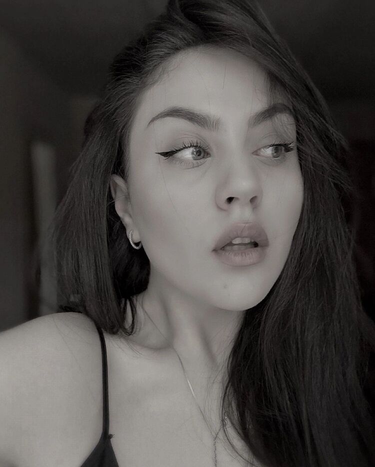  49778269  , 23 ,    