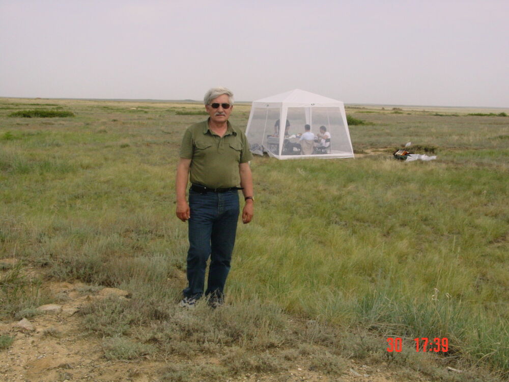  ,   , 80 ,   