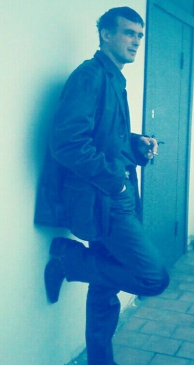  39070259  Roman, 49 ,    