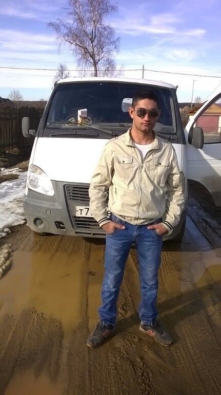  ,   Mihail, 39 ,   