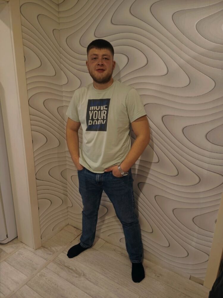  40910699  Sergey, 27 ,    