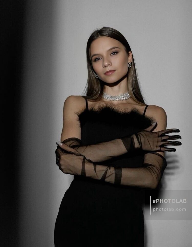  --,   , 18 ,   ,   