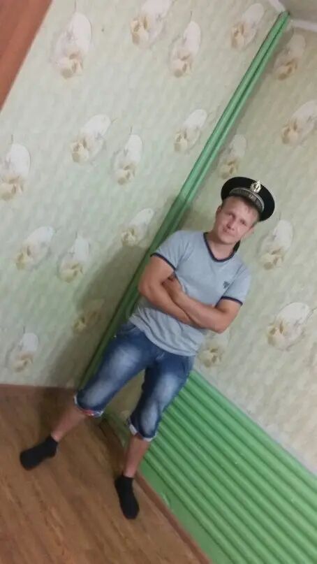  ,   Denis, 33 ,   ,   , c , 