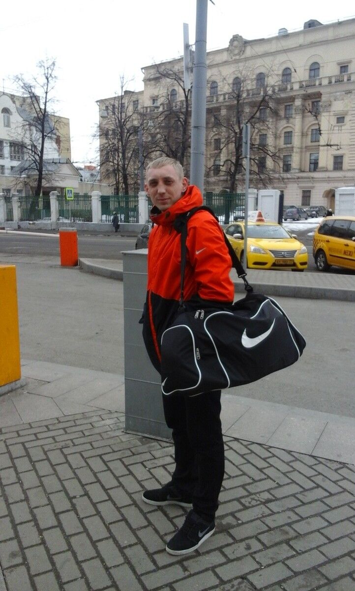  8100939  Sergio73, 37 ,    