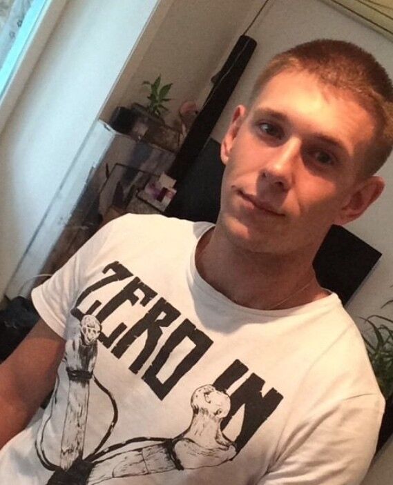  ,   Dima, 24 ,   