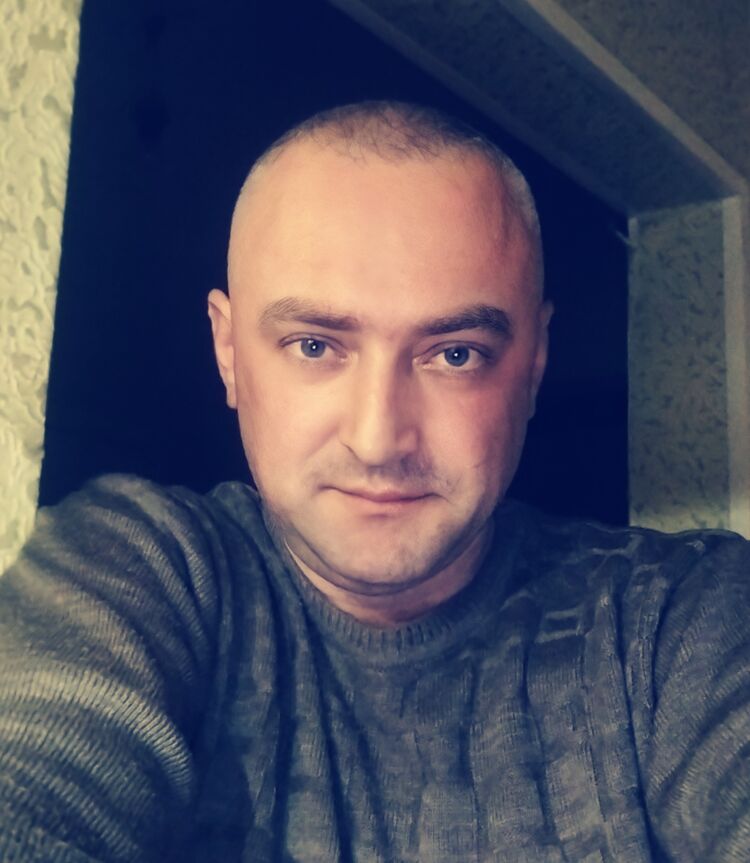  49580269  , 37 ,    
