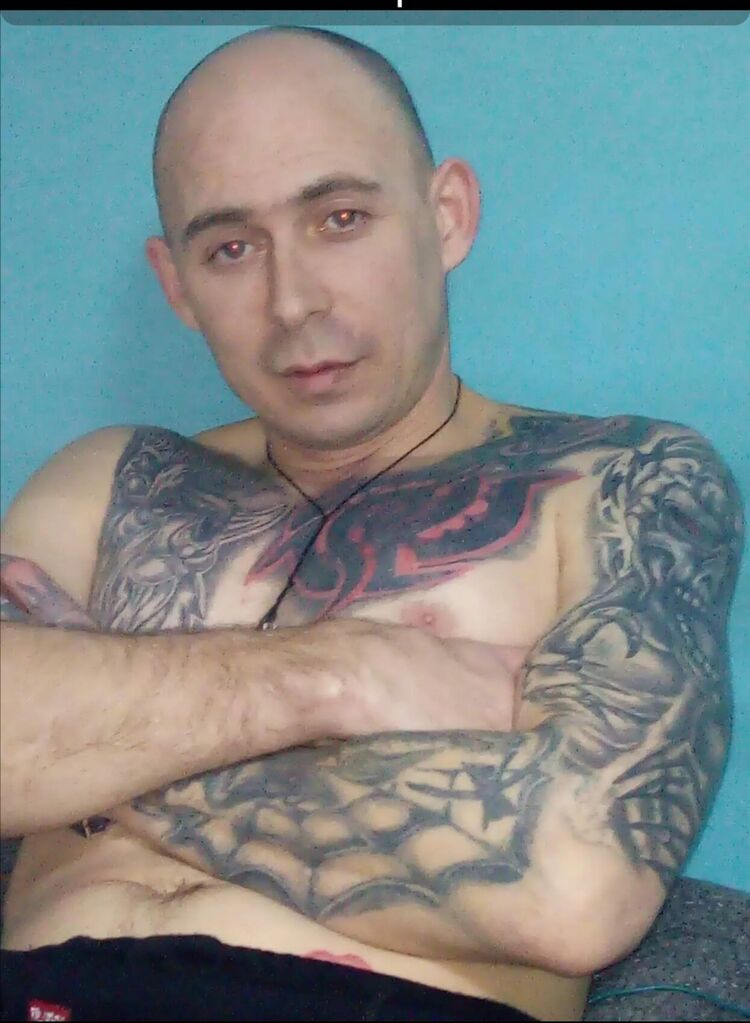 46775749  , 37 ,    