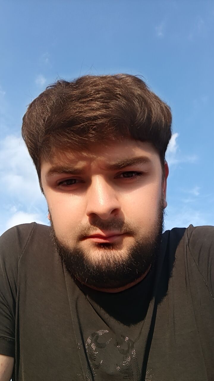  52951569  , 27 ,    