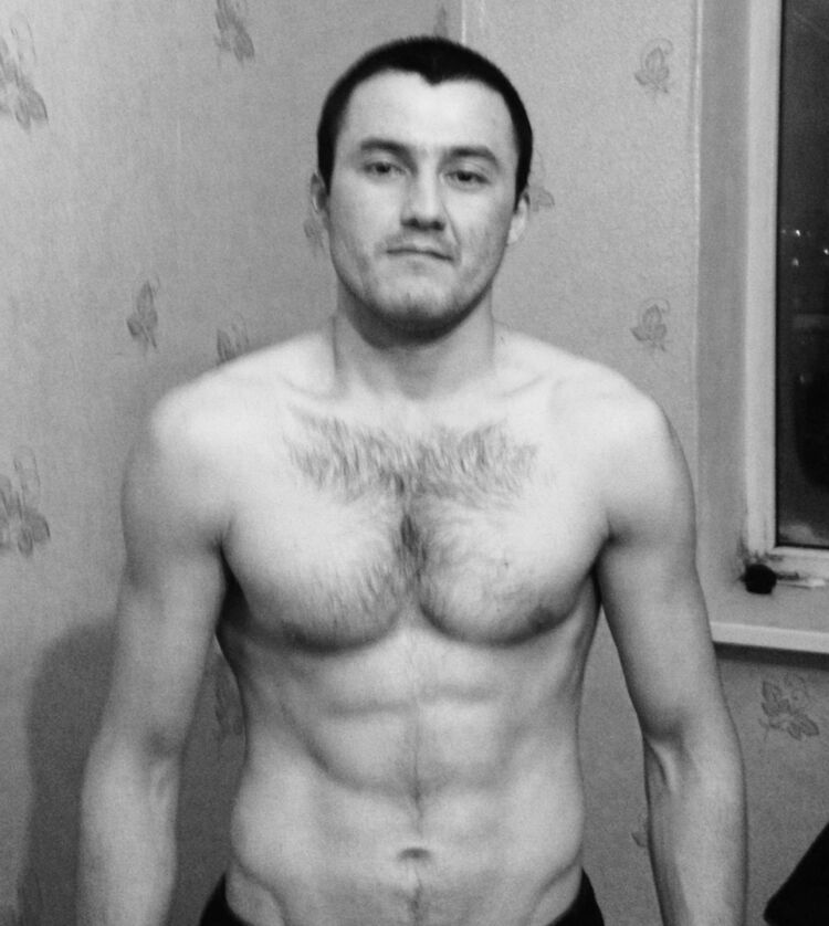  ,   Abboss, 32 ,     , c 