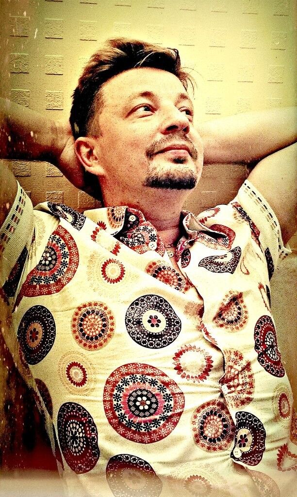  ,   Gugo, 49 ,   ,   , c 
