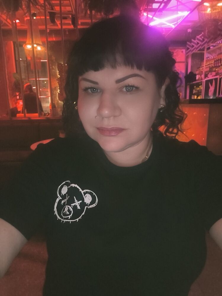  --,   , 37 ,     , c 