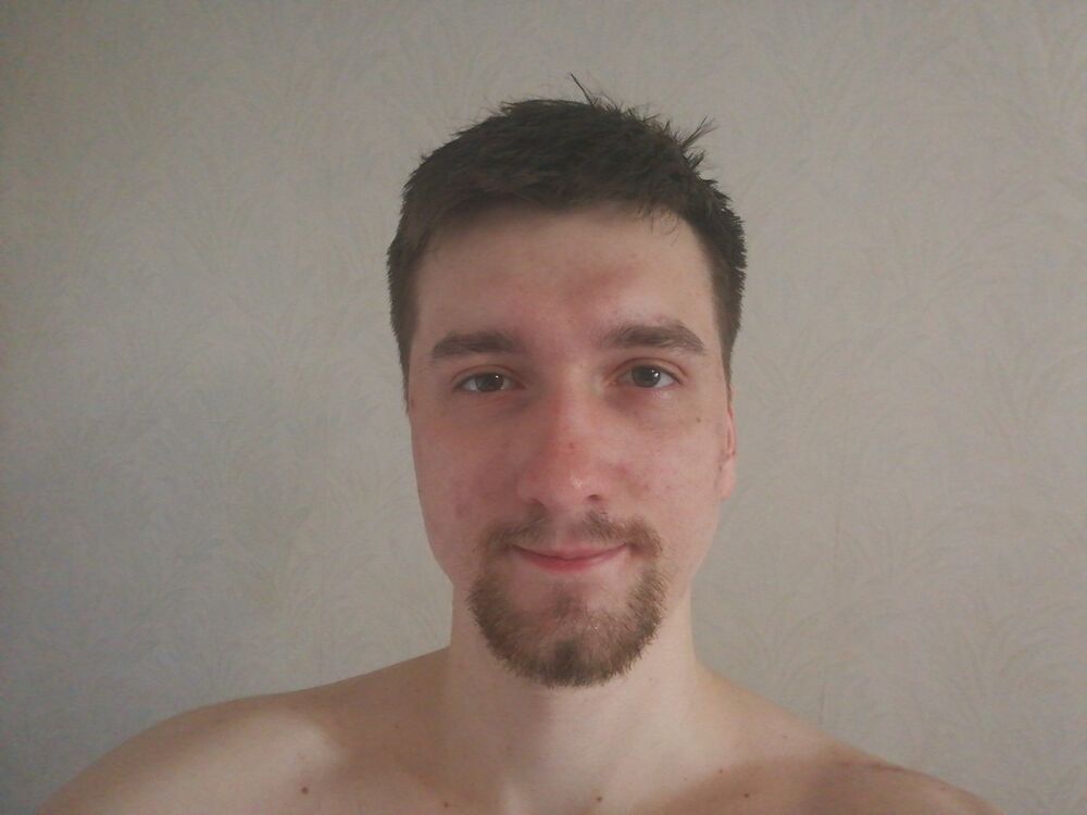  ,   Viktor, 34 ,   