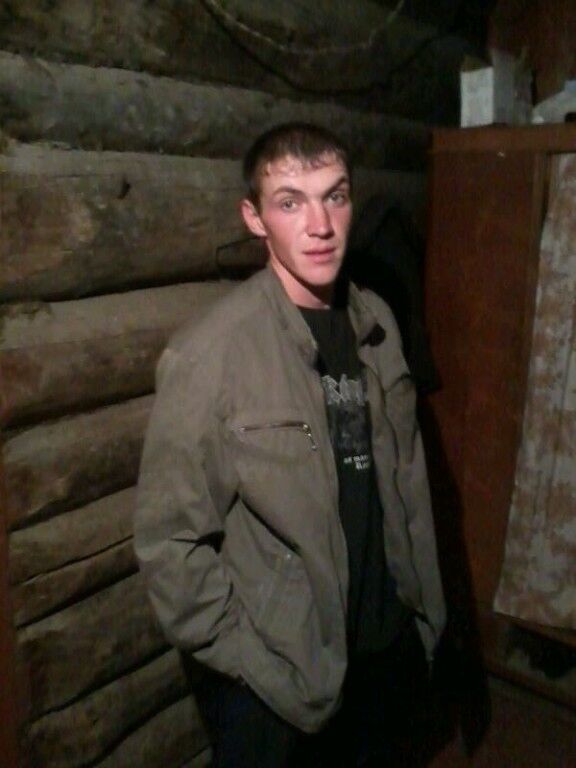  15378679  Sergej, 36 ,    